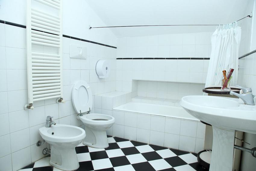מלון מילאנו Lovely House מראה חיצוני תמונה